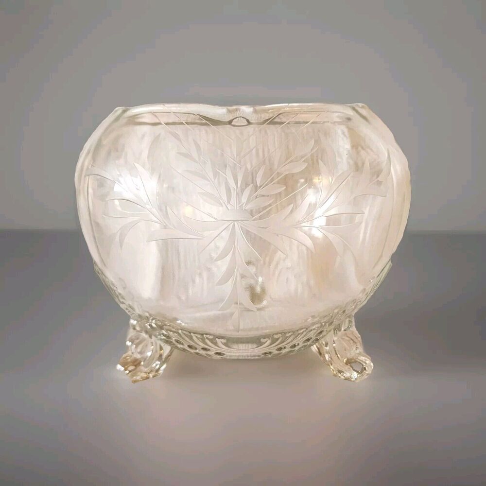 Vintage Clear Glass Bowl Wheat Etching Scalloped 3-Footed Pressed Rose B…